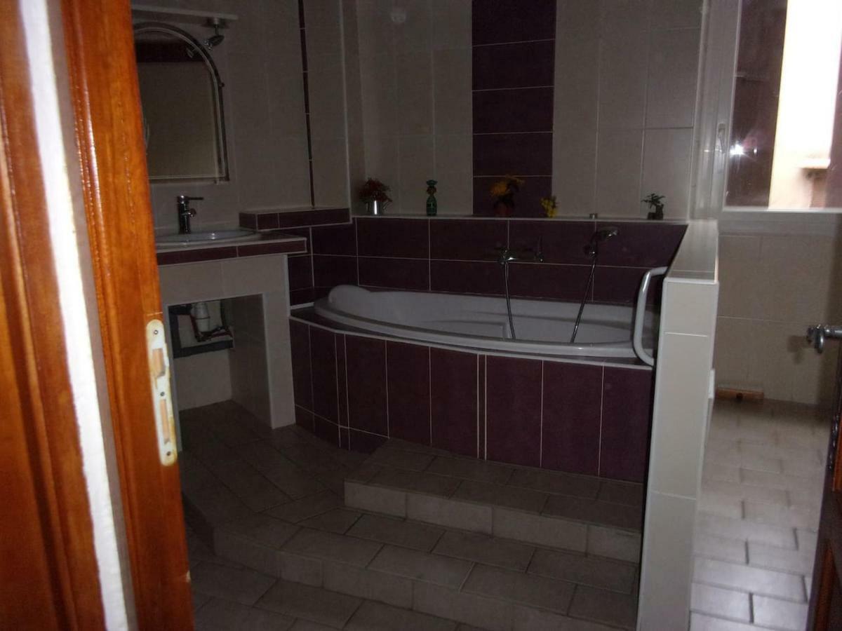 Triplex Douillet Villa Largentiere Exterior photo
